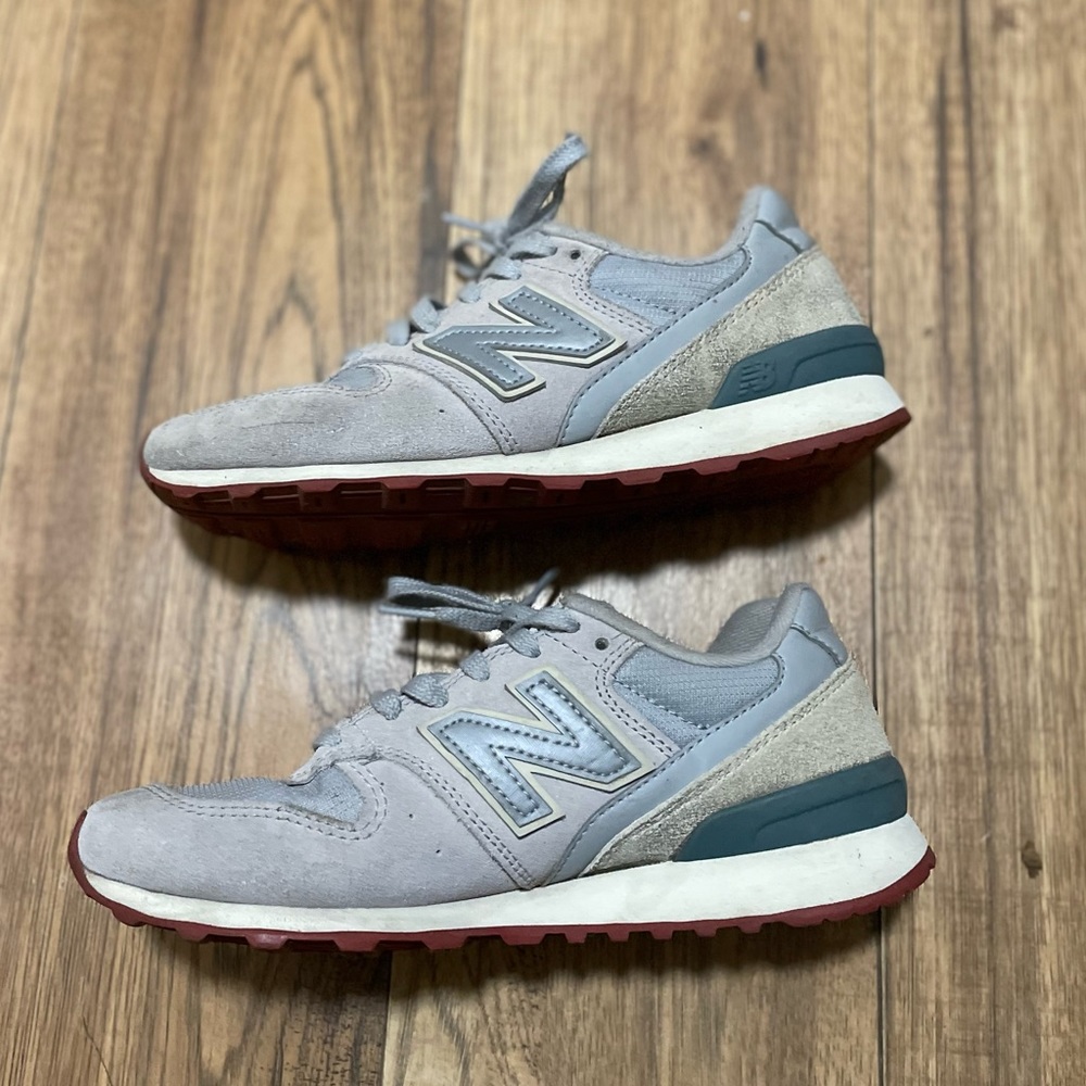 New Balance 969